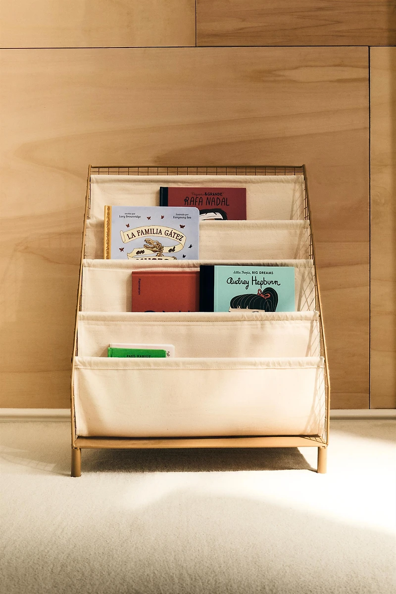 CHILDREN'S METAL BOOKCASE