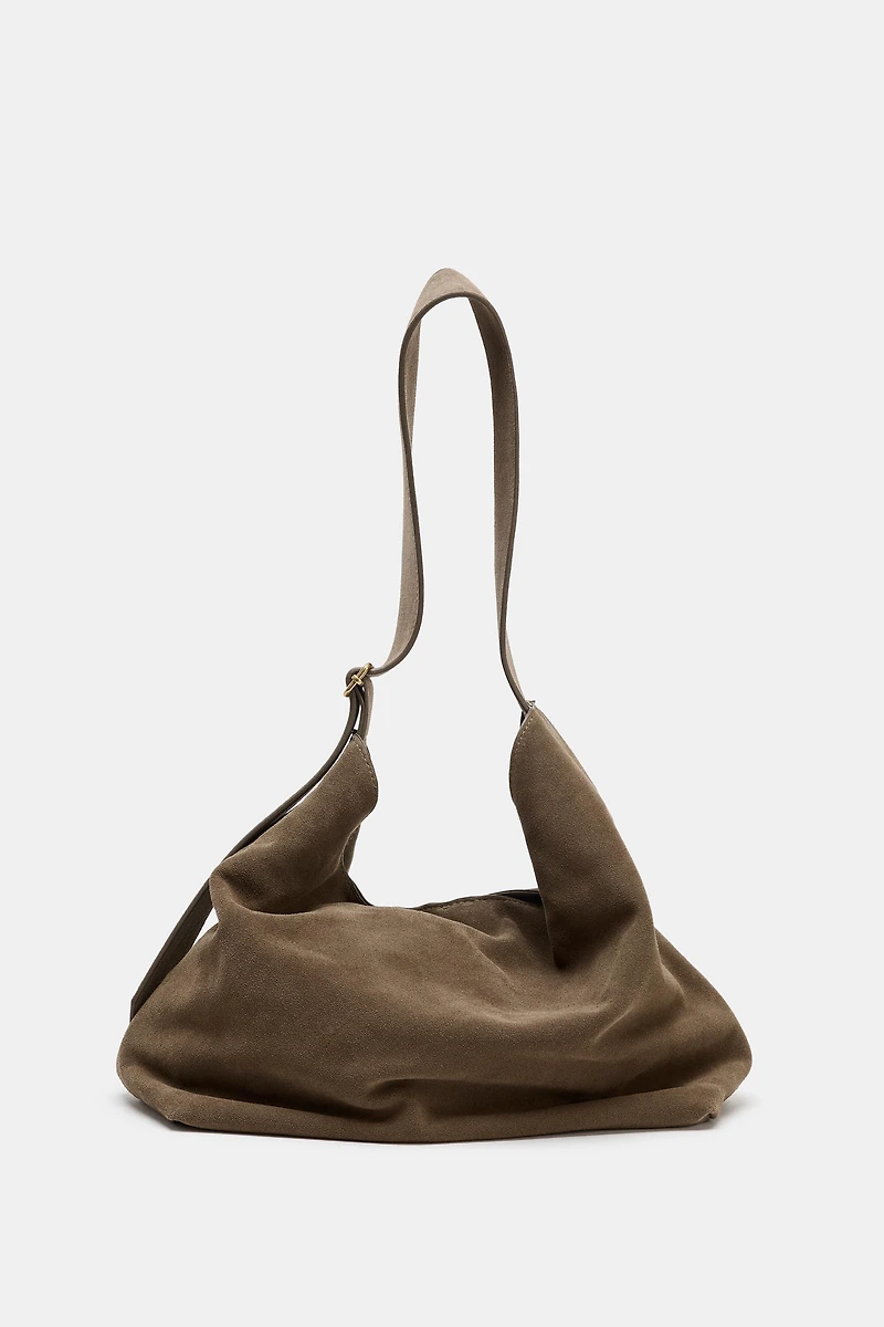 MAXI LEATHER BUCKET BAG WITH RING DETAIL