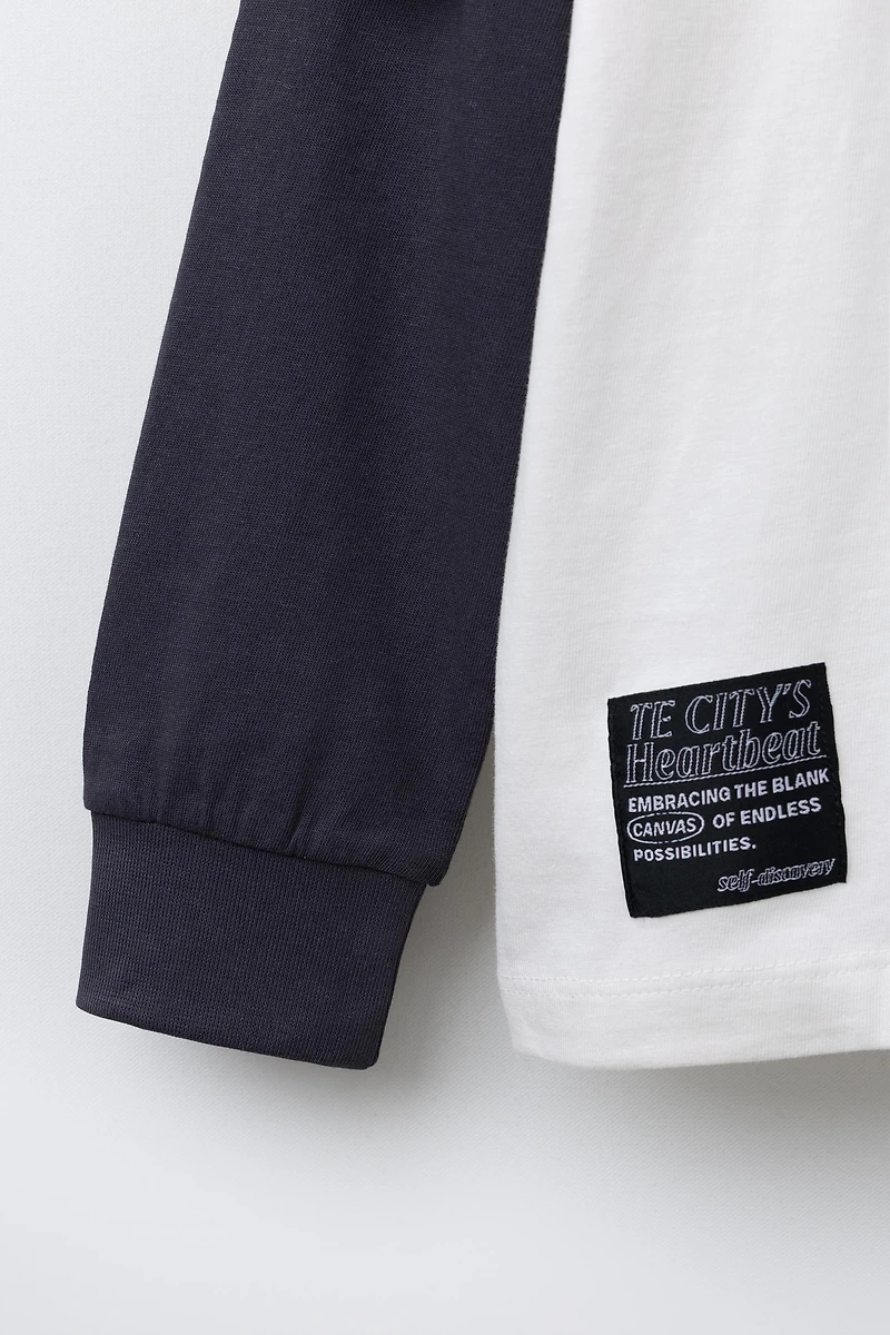 DOUBLE SLEEVE CONTRAST TEXT T-SHIRT