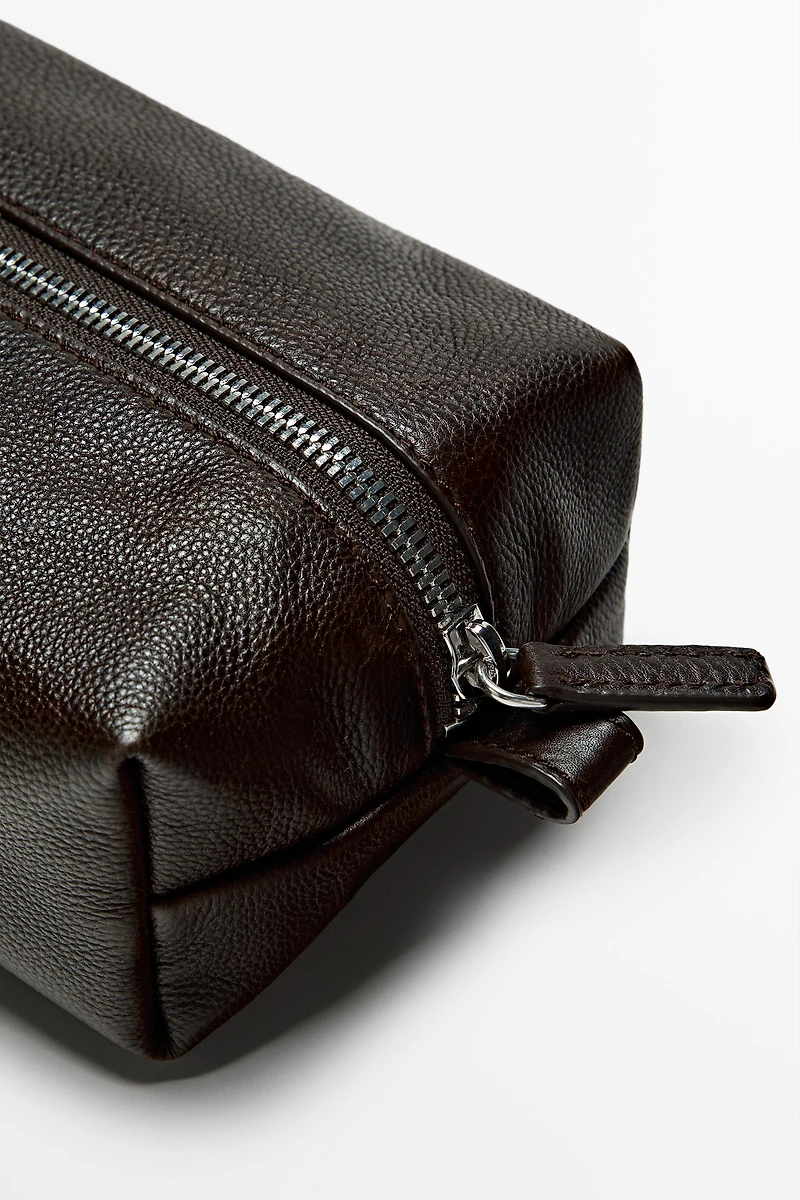 Nappa leather toiletry bag with zip