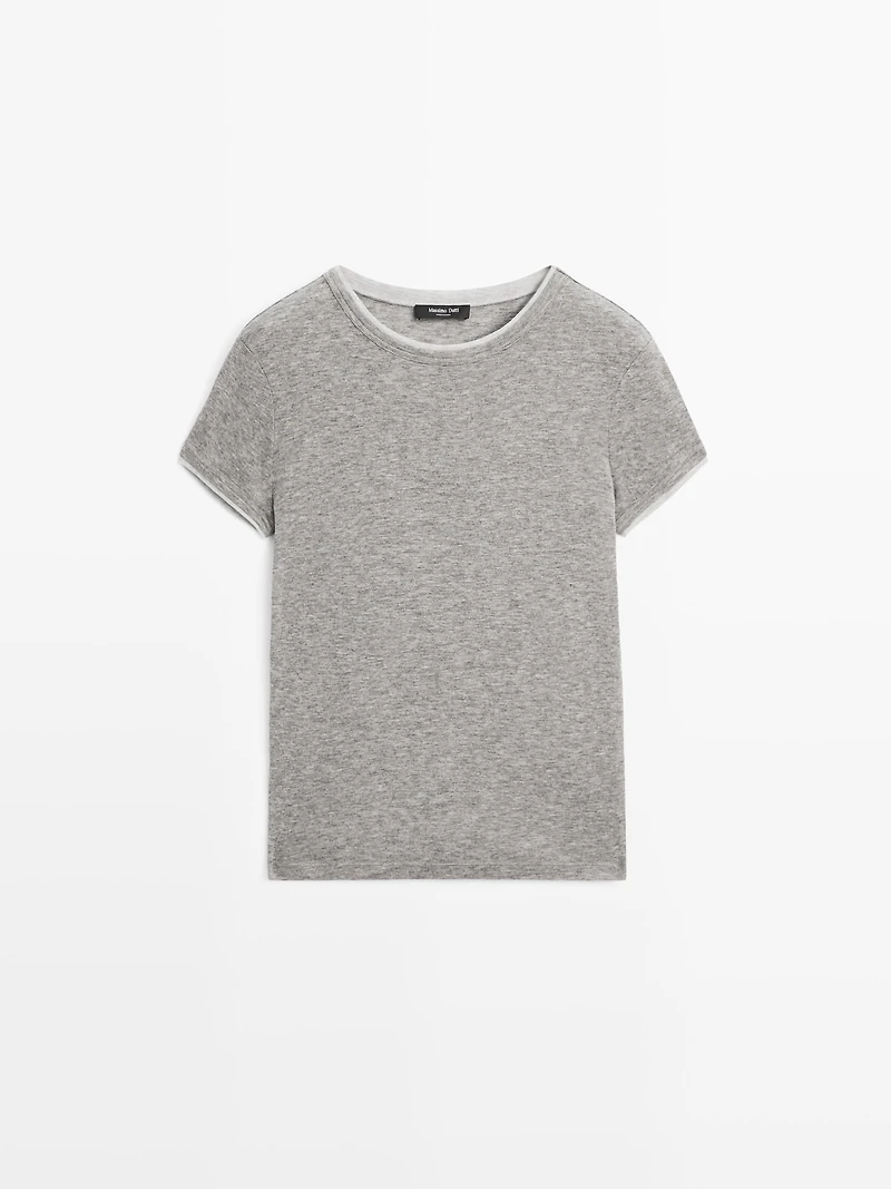 Short sleeve T-shirt with double trim