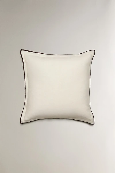 THROW PILLOW COVER WITH OVERLOCK