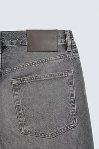 JEANS STRAIGHT FIT