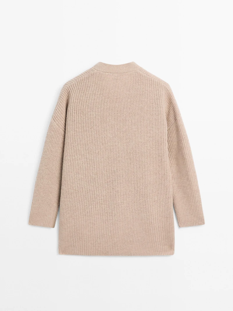 100% wool knit cardigan
