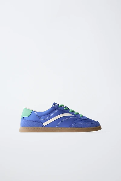 RETRO SNEAKERS