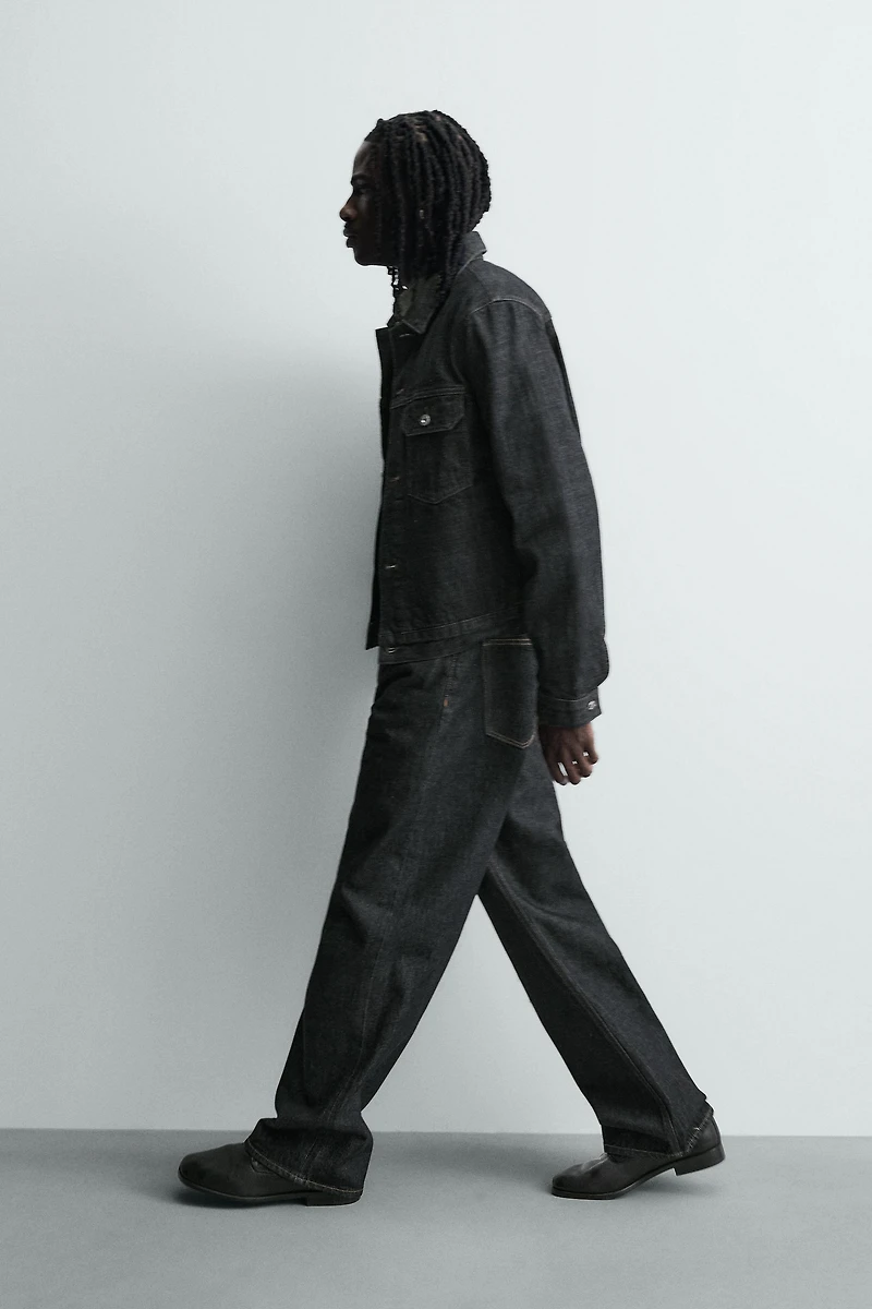 LOOSE FIT JEANS