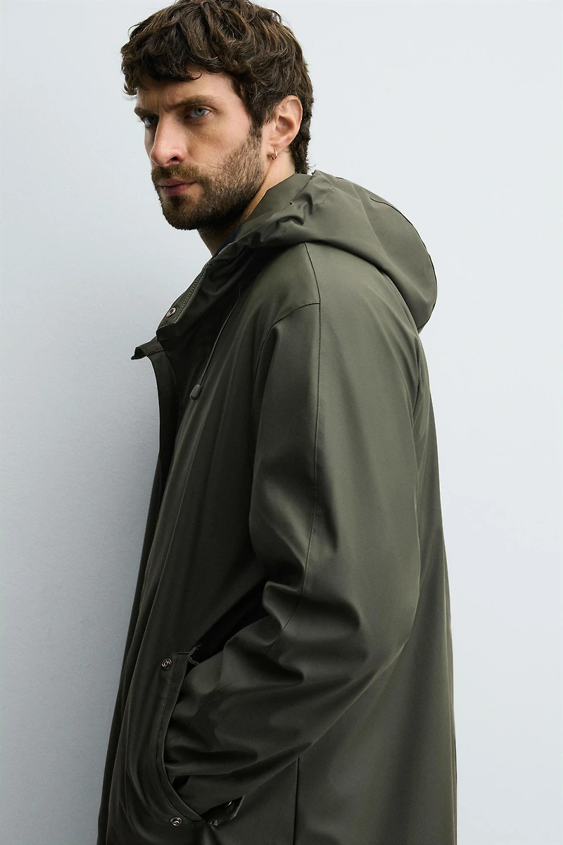 PARKA EFFET GOMME CAPUCHE