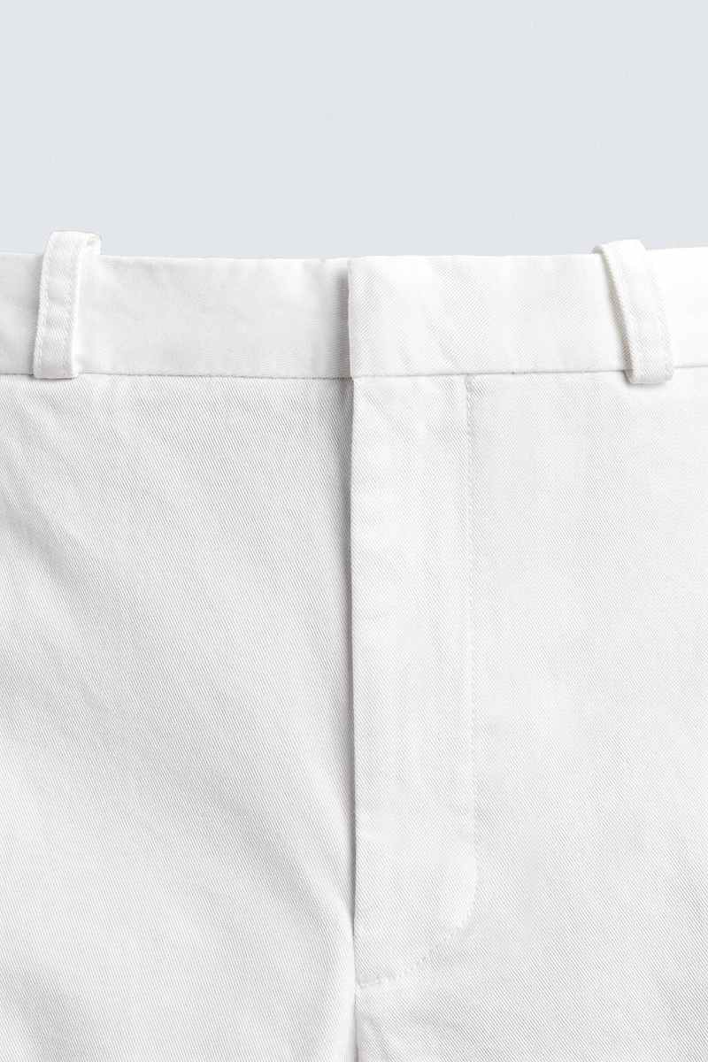 PANTALON CHINO OVERSIZED FIT