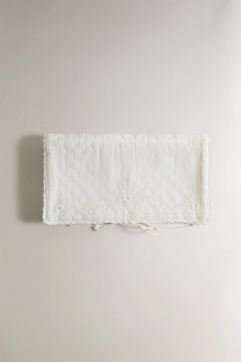 EMBROIDERED COTTON LINGERIE BAG