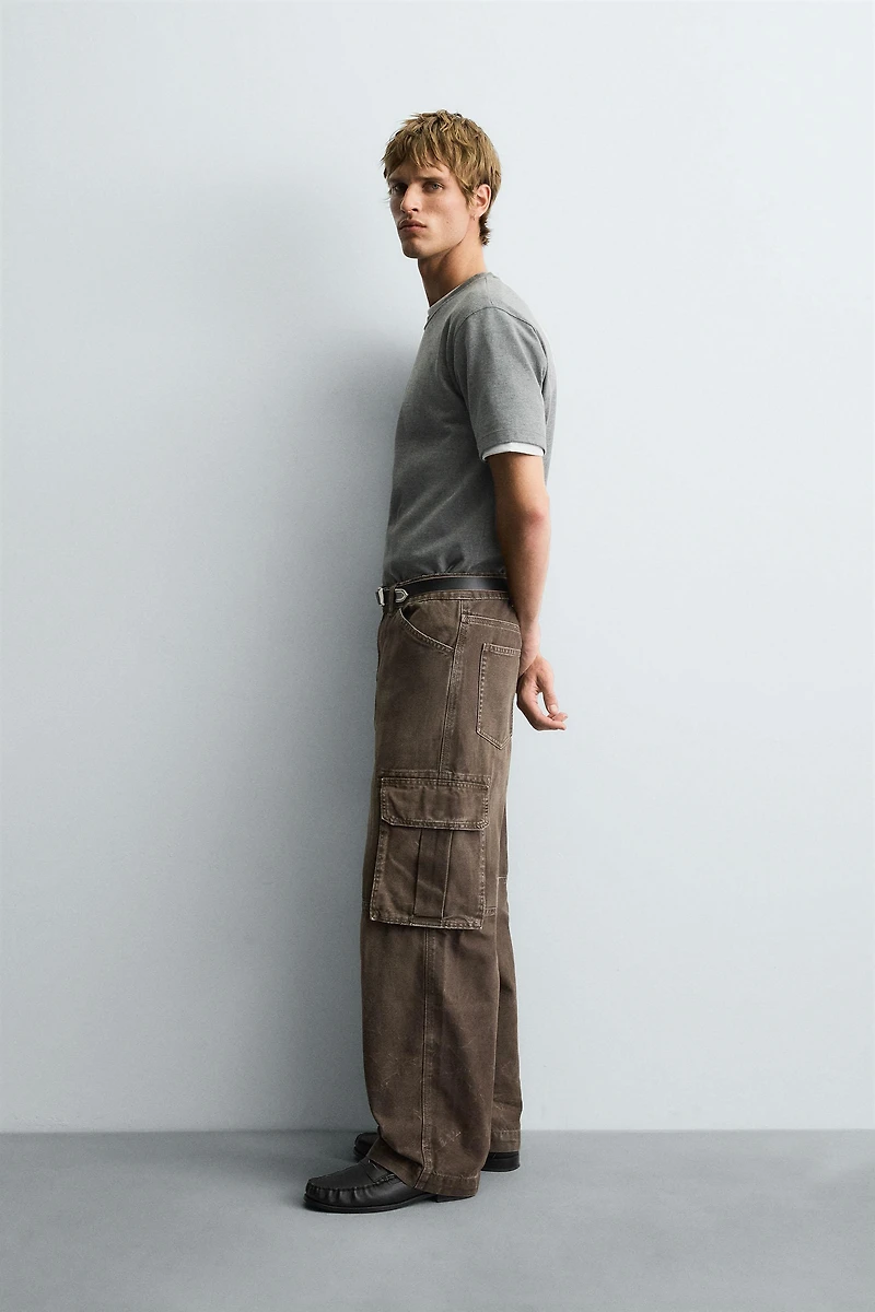 STRAIGHT FIT CARGO JEANS