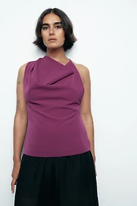 ASYMMETRIC CREPE BUCKLE TOP
