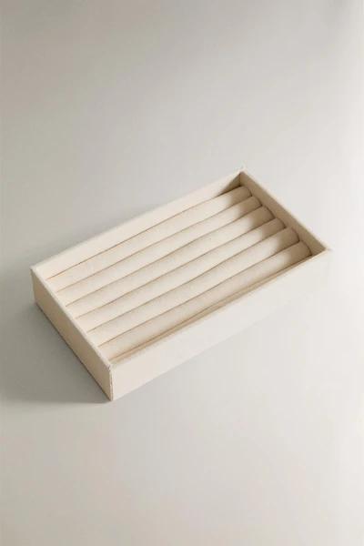RING ORGANIZER BOX