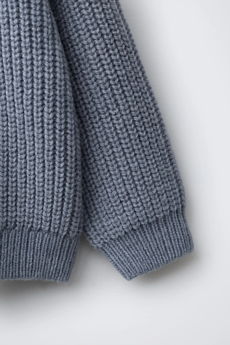 PULL EN GROSSE MAILLE