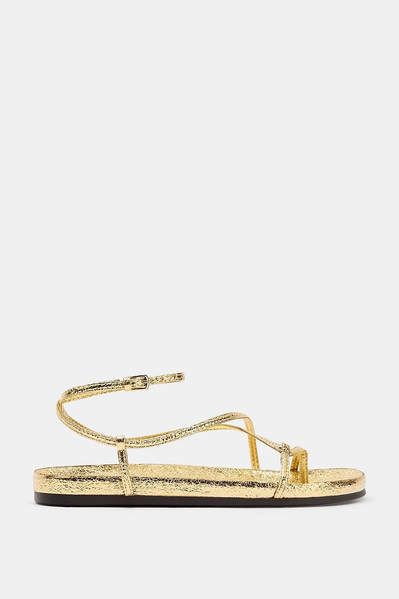 METALLIC EFFECT FLAT SANDALS