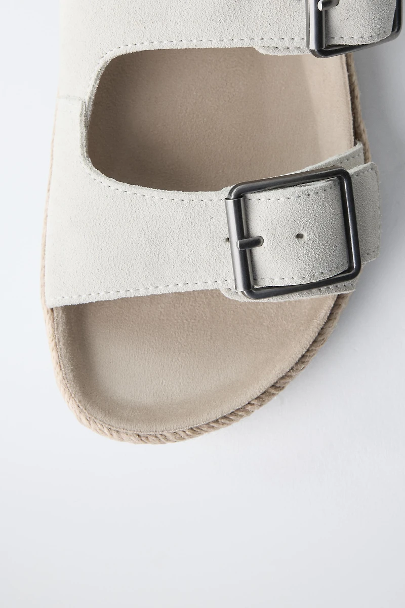 LEATHER BUCKLE SANDALS