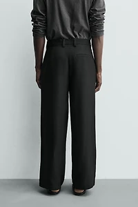 PLEATED RELAXED FIT PANTS