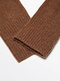 Wool blend knit gloves