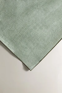 RESIN-COATED COTTON TABLECLOTH WITH OVERLOCK STITCHING
