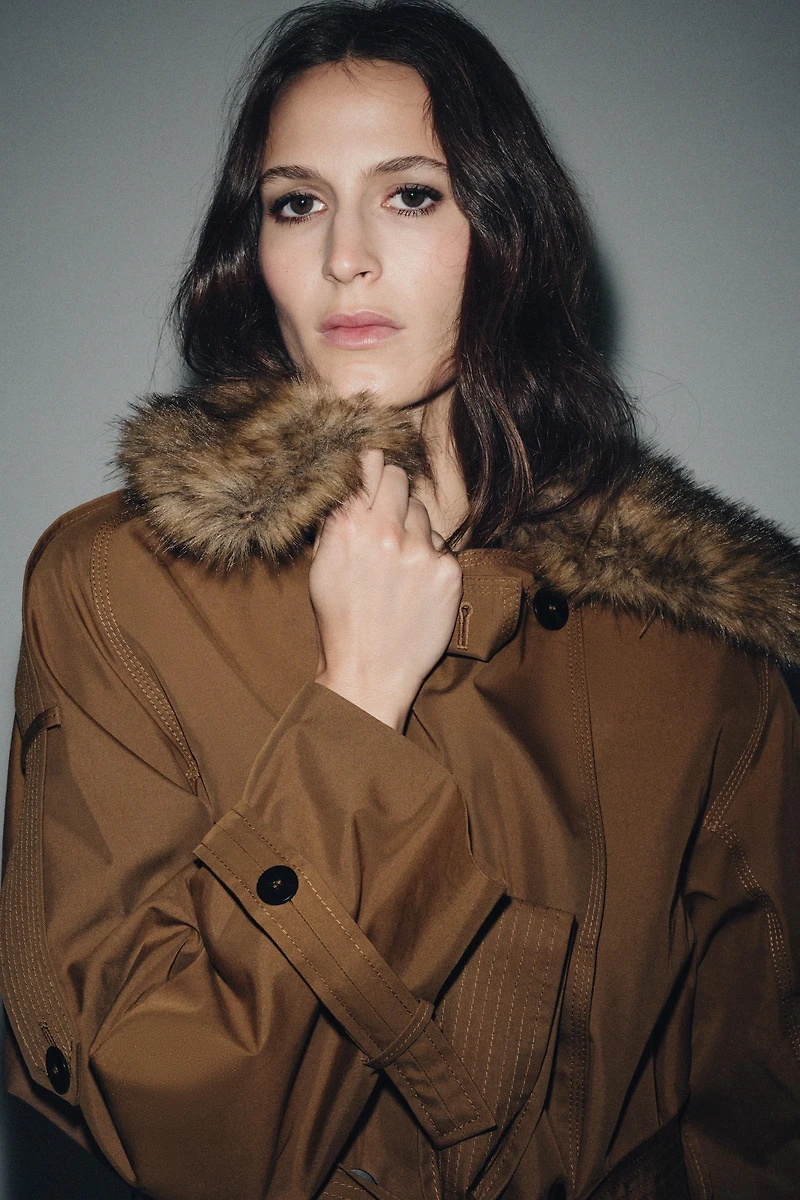 OVERSIZED TRENCH COAT WITH FAUX FUR COLLAR ZW COLLECTION LIMITED EDITION