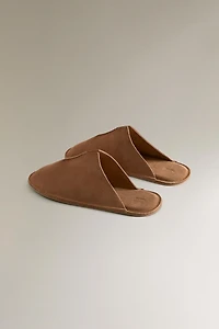 CHAUSSONS OUVERTS À L’ARRIÈRE CUIR