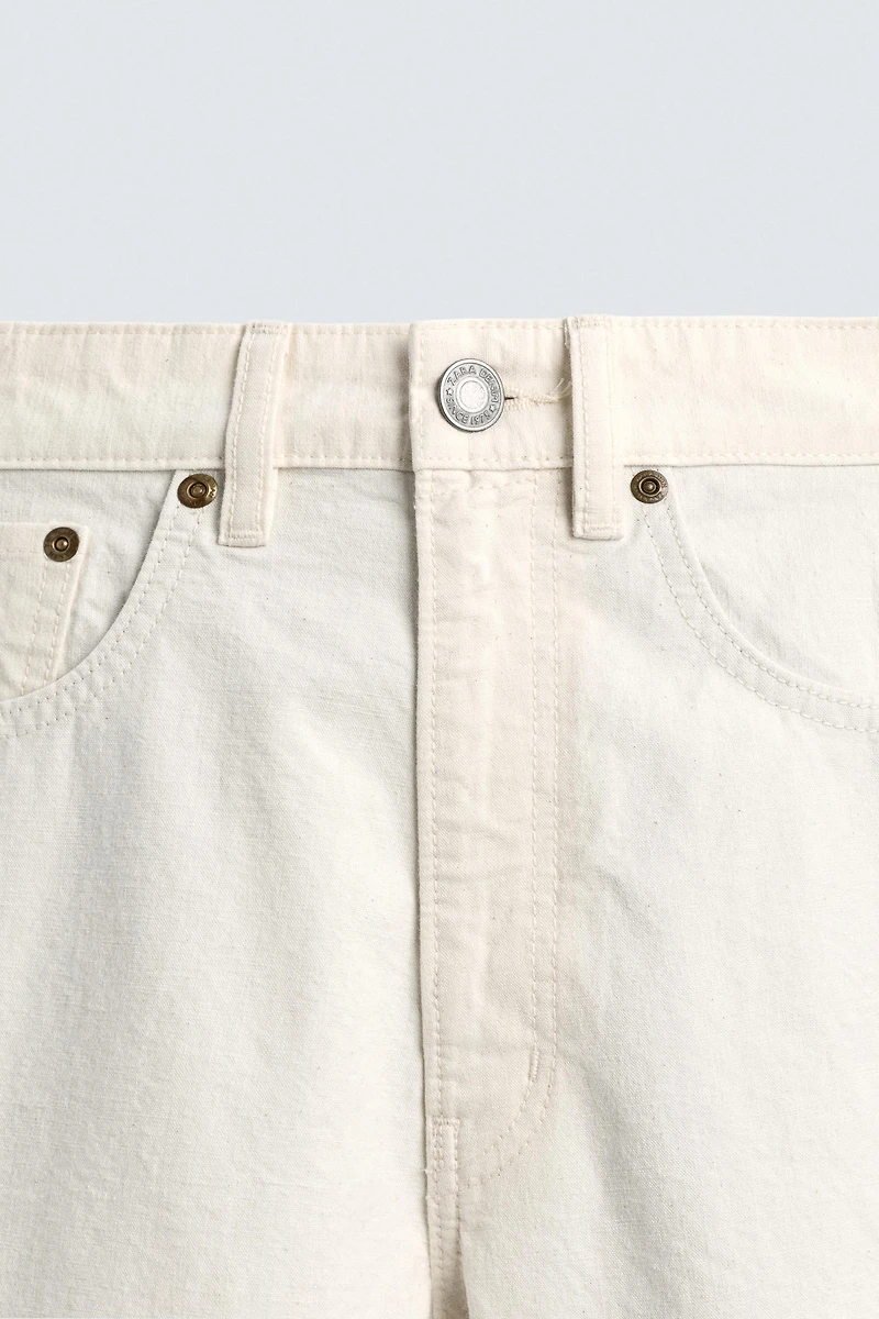LOOSE FIT JEANS