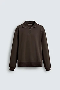 BASIC QUARTER-ZIP SWEATSHIRT