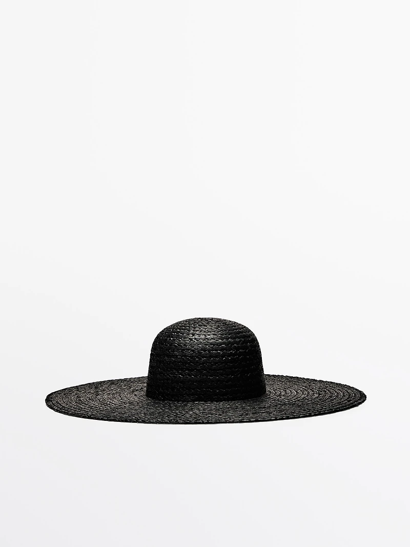 Raffia floppy hat