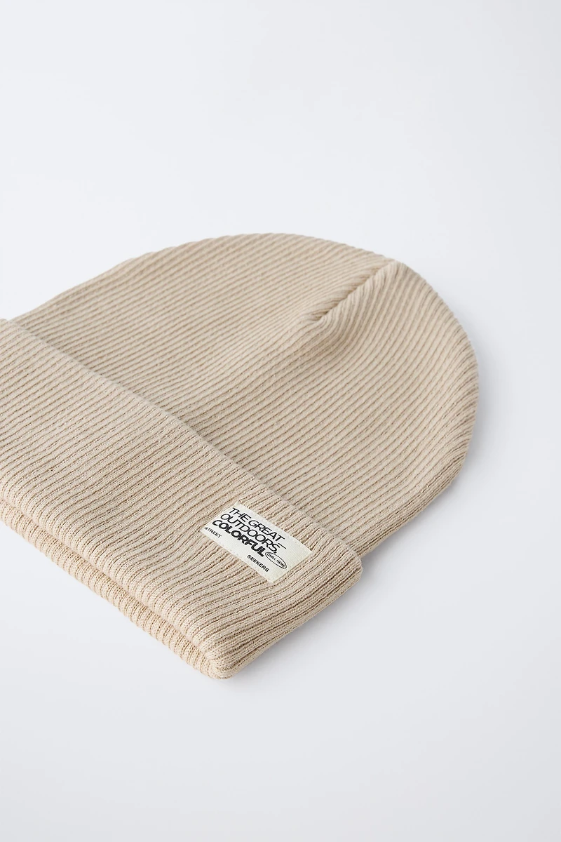 LABEL RIBBED KNIT HAT