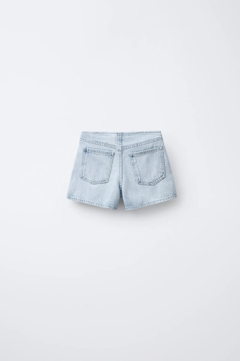 BUTTON-UP WAISTLESS DENIM SHORTS