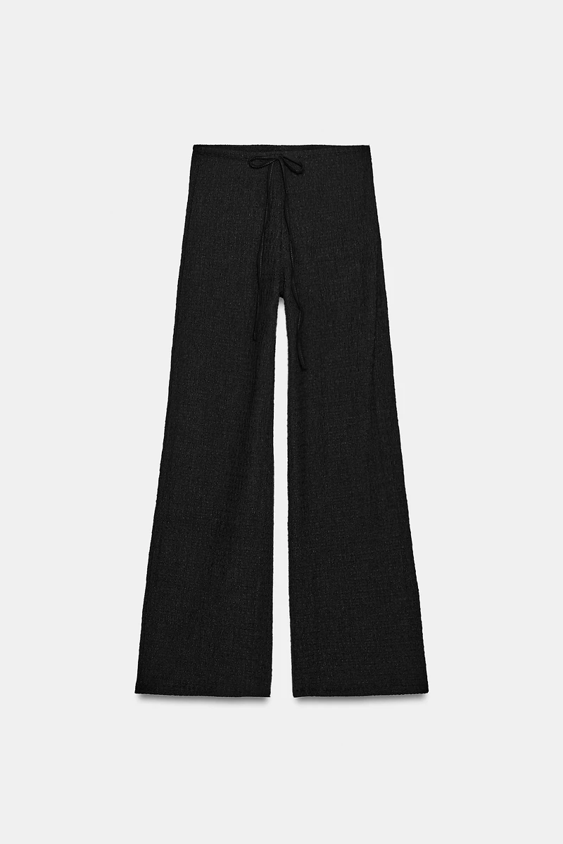TEXTURED STRAIGHT LEG PANTS