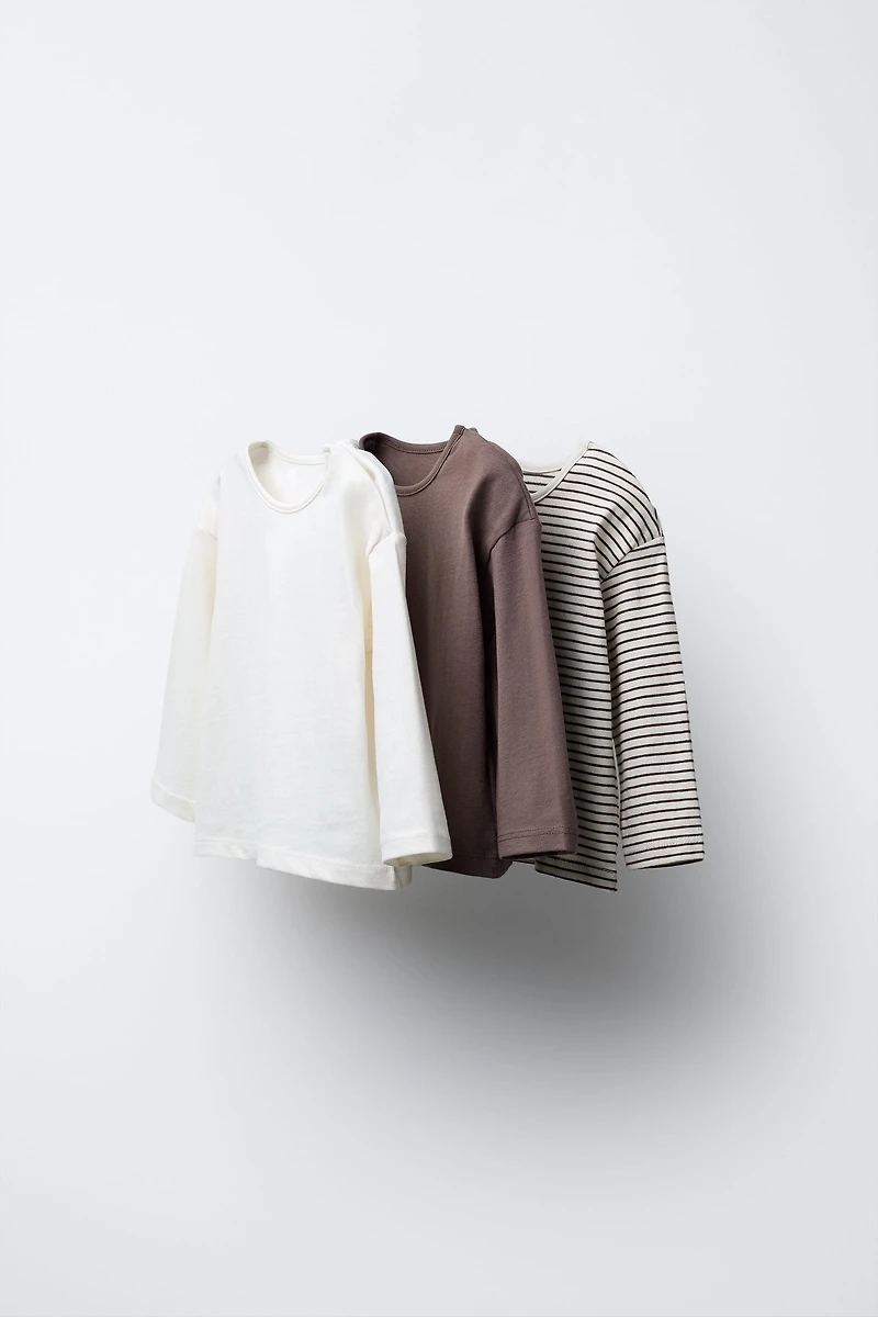 THREE-PACK OF STRIPED AND SOLID T-SHIRTS