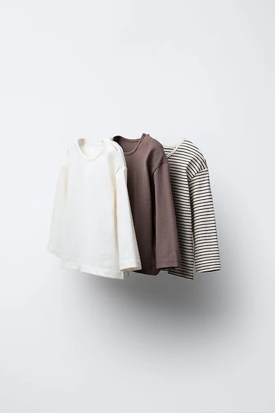 THREE-PACK OF SOLID AND STRIPED T-SHIRTS
