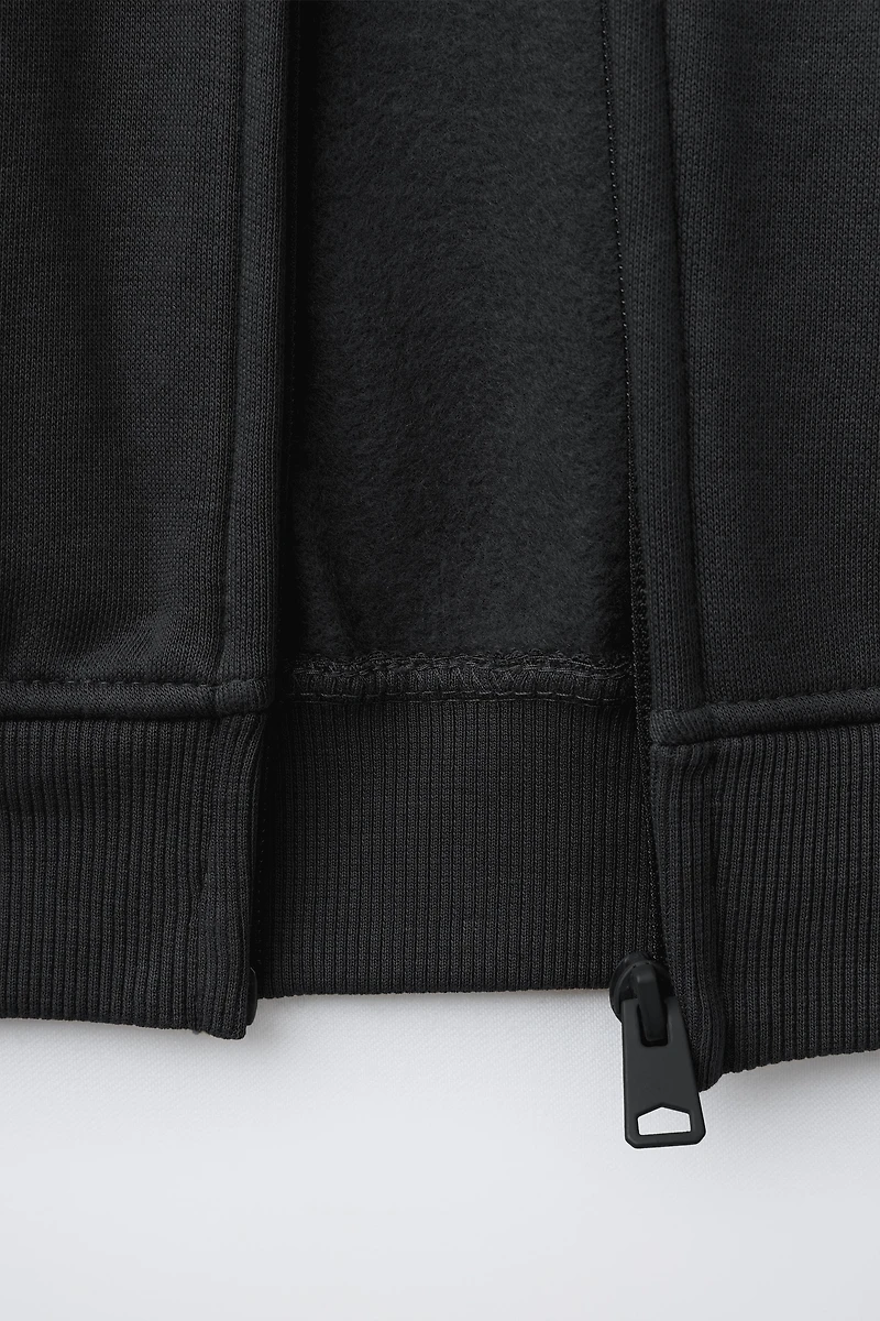 PLAIN PLUSH HOODED SWEATSHIRT