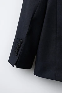 TEXTURED SUIT BLAZER