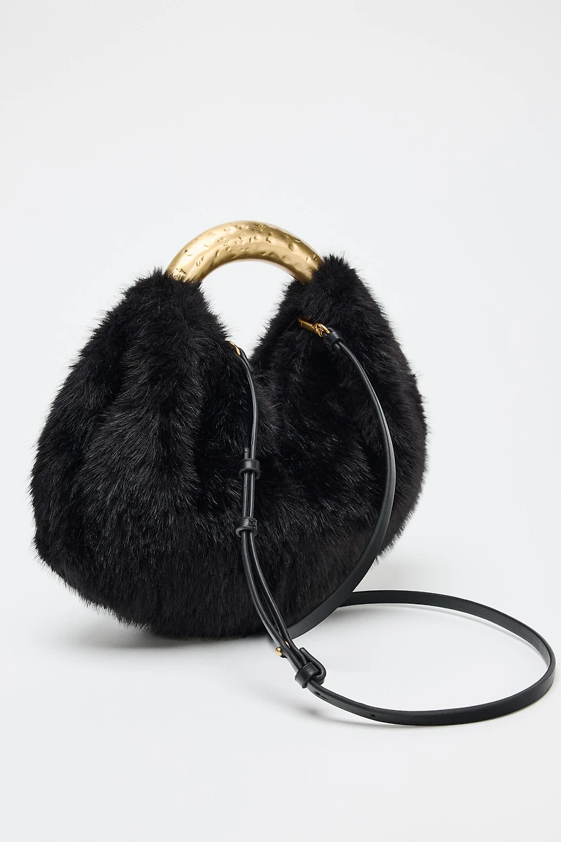 SAC À MAIN EFFET FOURRURE ANSE MÉTALLIQUE