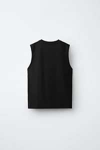 T-SHIRT SANS MANCHES