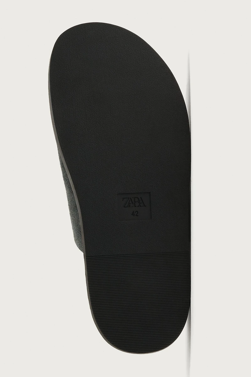 LEATHER STRAP SANDALS