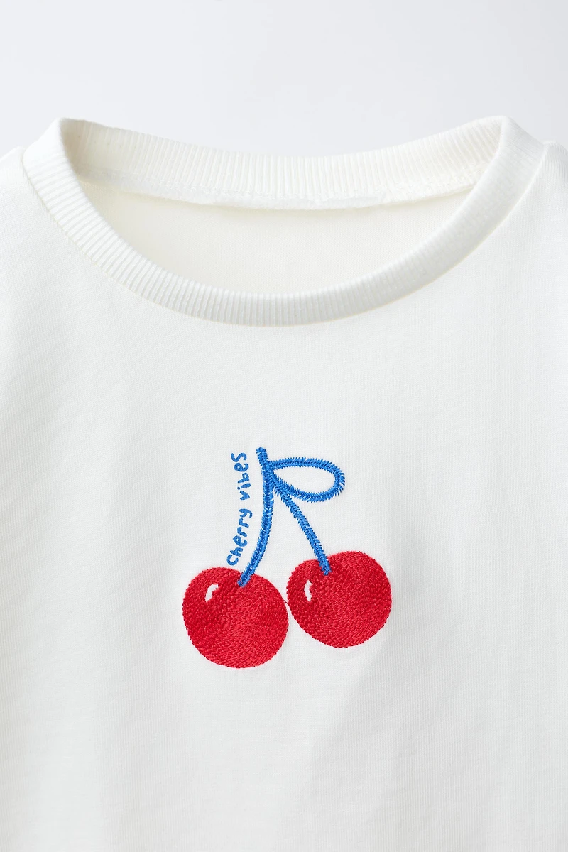 T-SHIRT BRODÉ