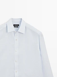 Chemise slim à rayures en lin