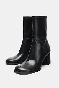 BLOCK HEEL ANKLE BOOTS