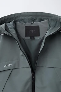 WATER REPELLENT TEXT JACKET