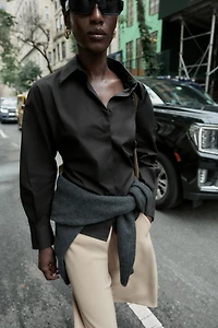 PLEATED WAIST POPLIN SHIRT