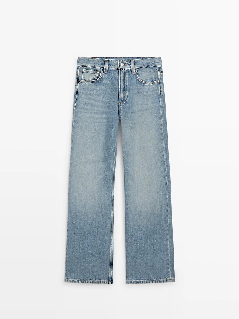 High-waist wide-leg jeans
