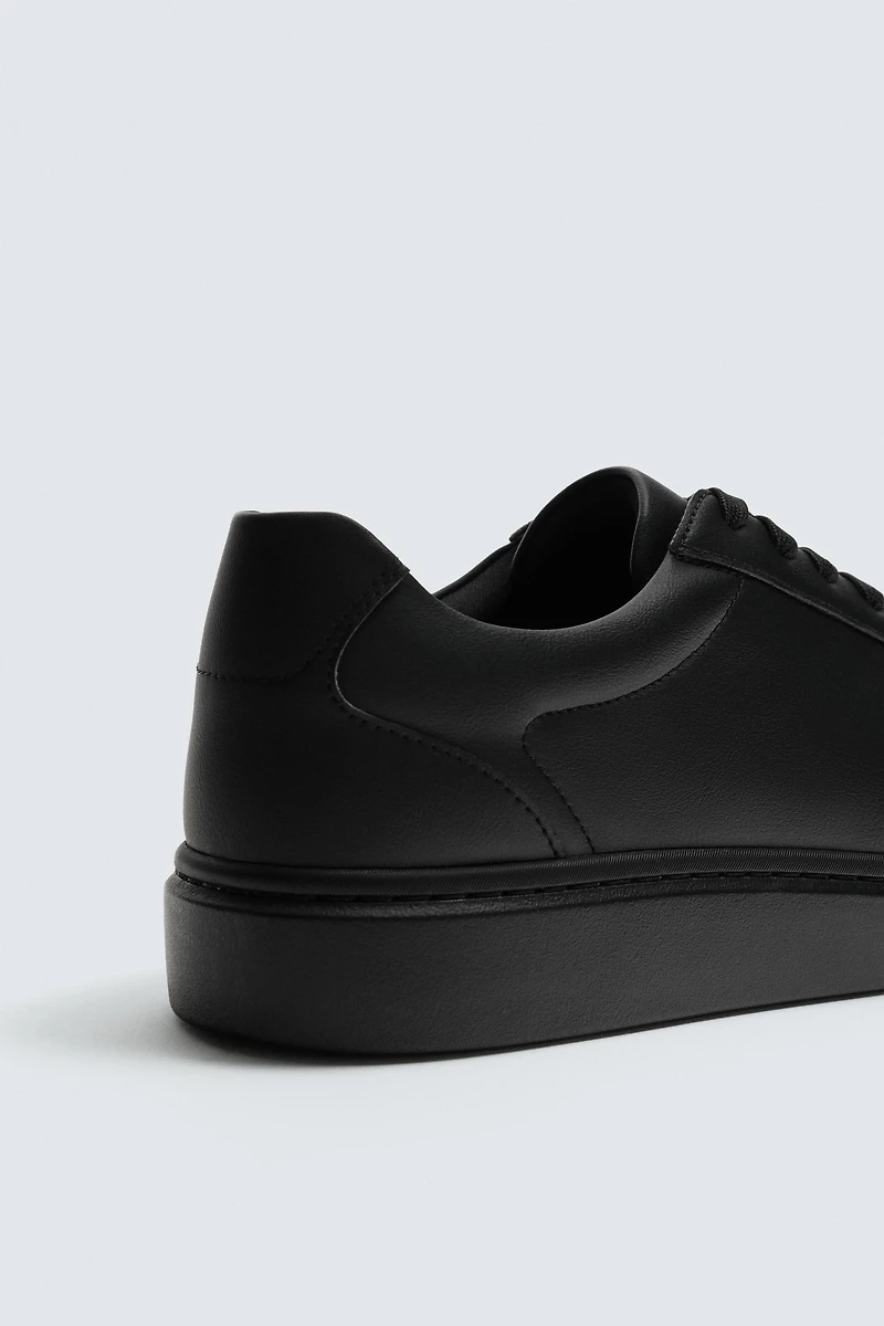 MONOCHROME CHUNKY SNEAKERS