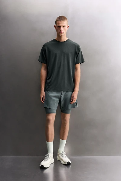 TECHNICAL STRUCTURED T-SHIRT