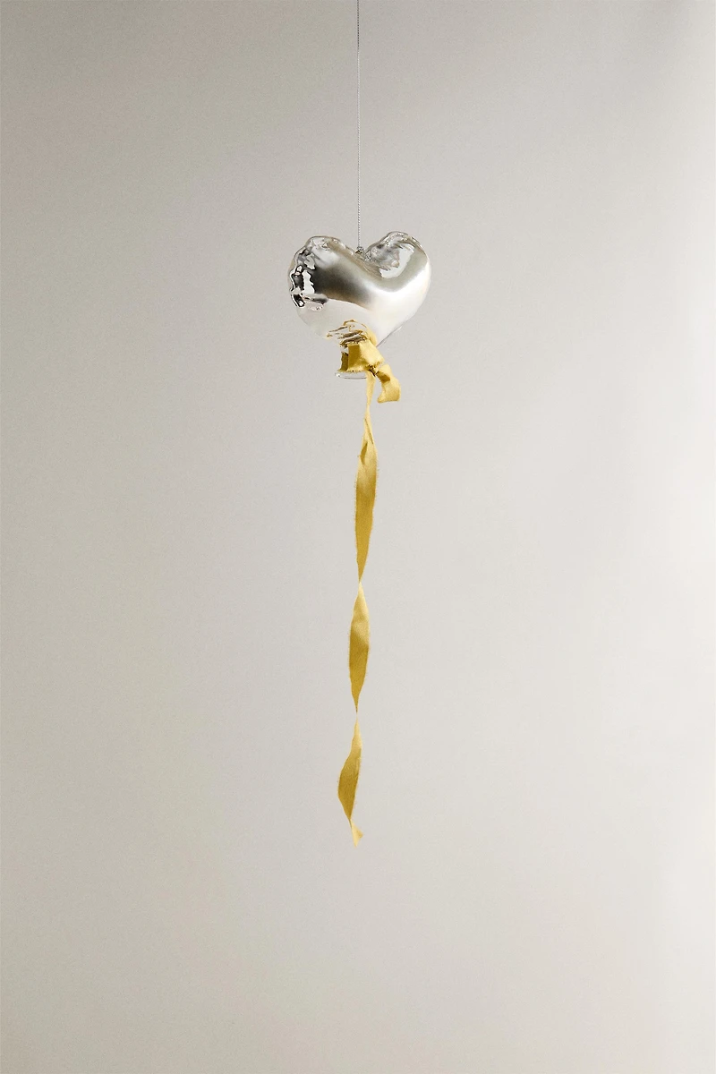 CHRISTMAS TREE BALLOON HEART ORNAMENT