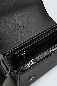 TEXTURED CROSSBODY BAG