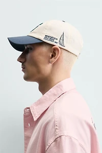 CONTRAST EMBROIDERED CAP
