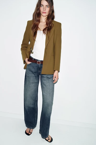 TAILORED BLAZER WITH GOLDEN HARDWARE