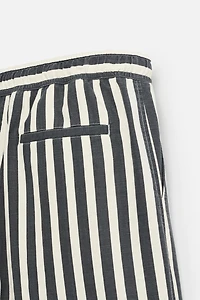 JACQUARD TEXTURED SHORTS